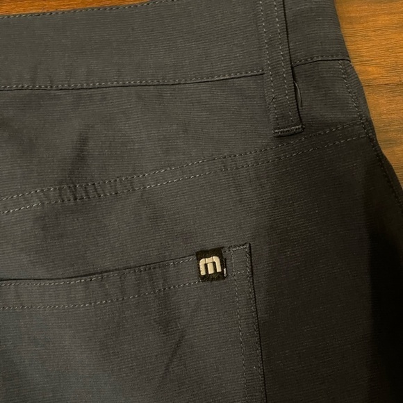Travis Matthew Men’s Open to Close Pants Size 36 - Picture 2 of 5